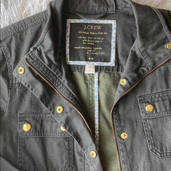 SALE Jcrew classic olive field jacket, size M - Picture 2 of 2